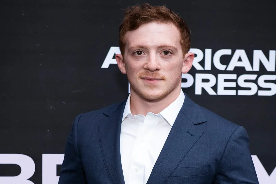 Ethan Slater Height