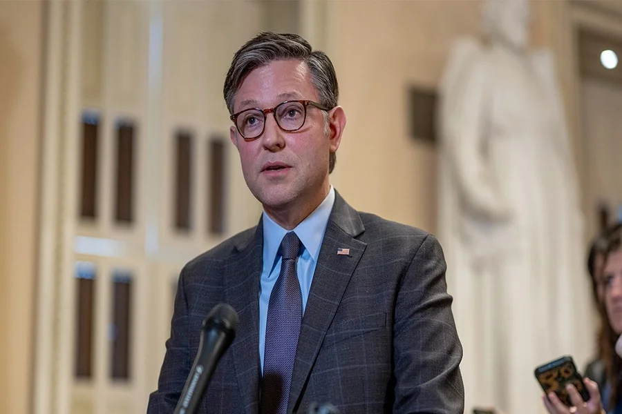 Speaker Mike Johnson Height and Weight