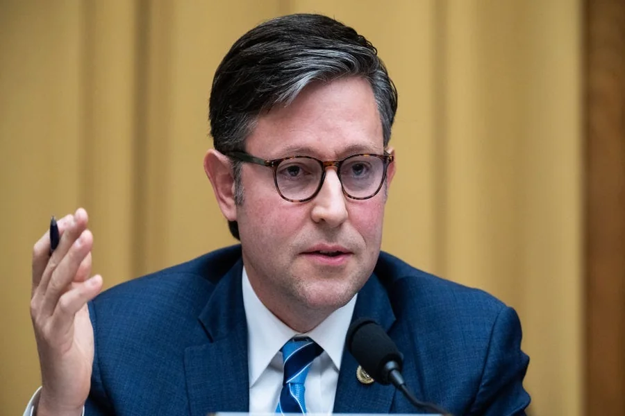 Speaker Mike Johnson Height and Weight