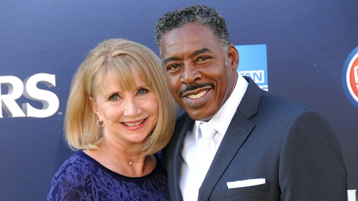Ernie Hudson Wife
