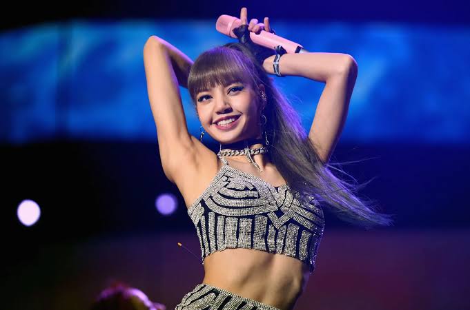 Lalisa Manoban Height